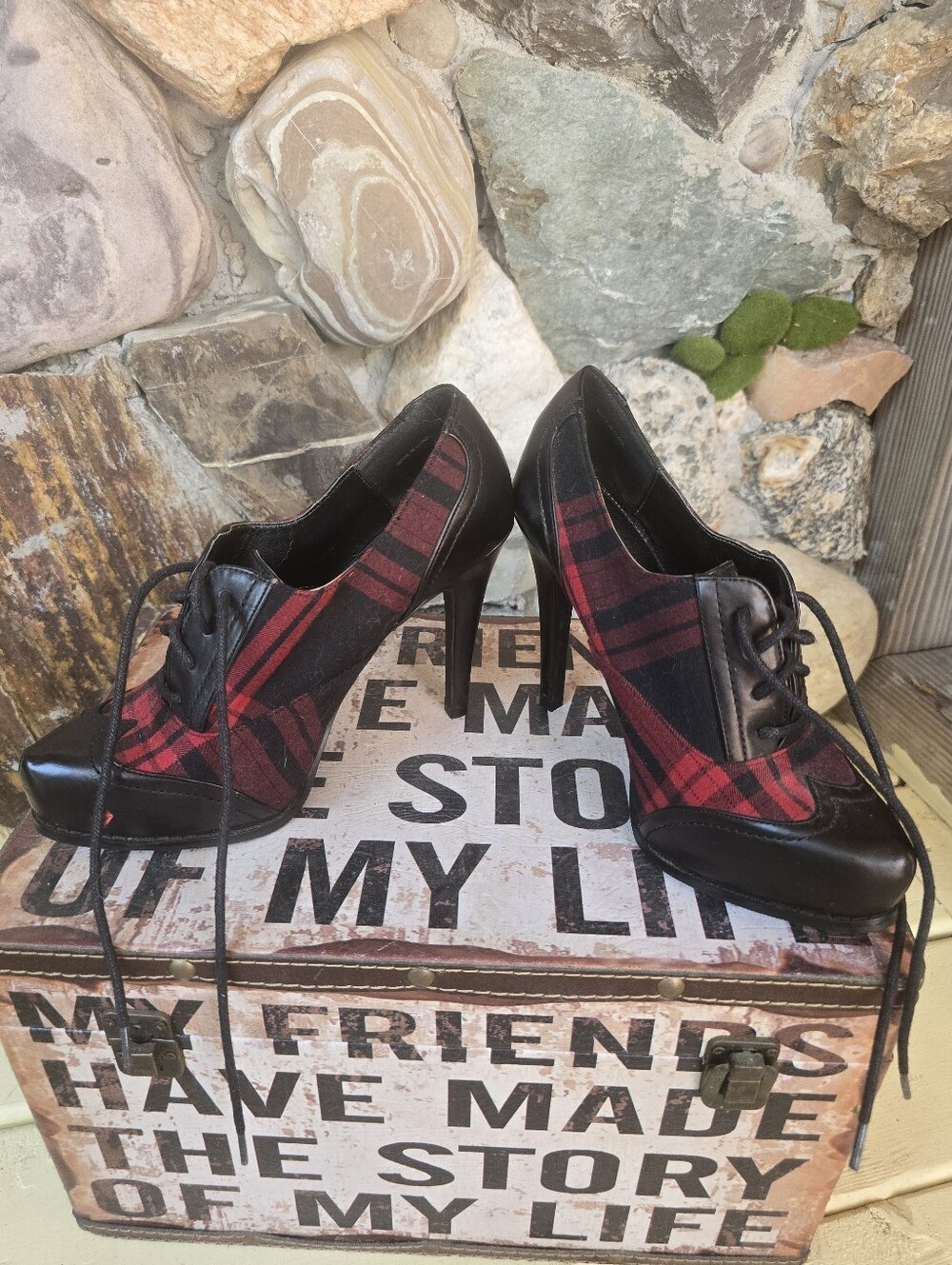 Statement Plaid Stiletto Heels – Edgy & Sophisticated - Picture 2 of 4